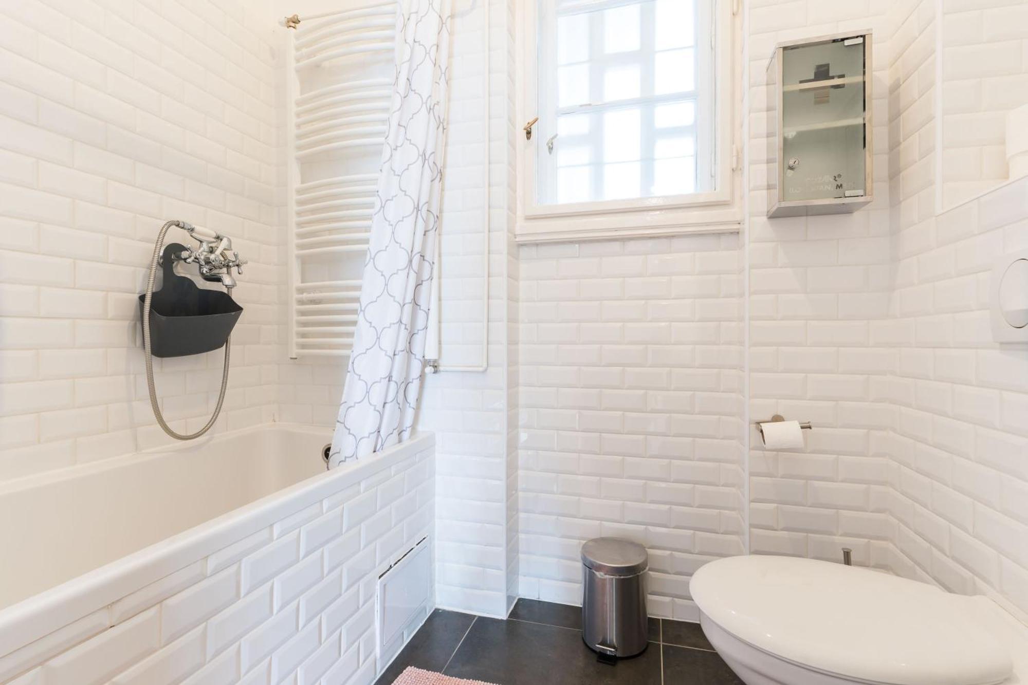Klauzal Apartment W/3 Bedrooms, French Balcony Budapest Ngoại thất bức ảnh