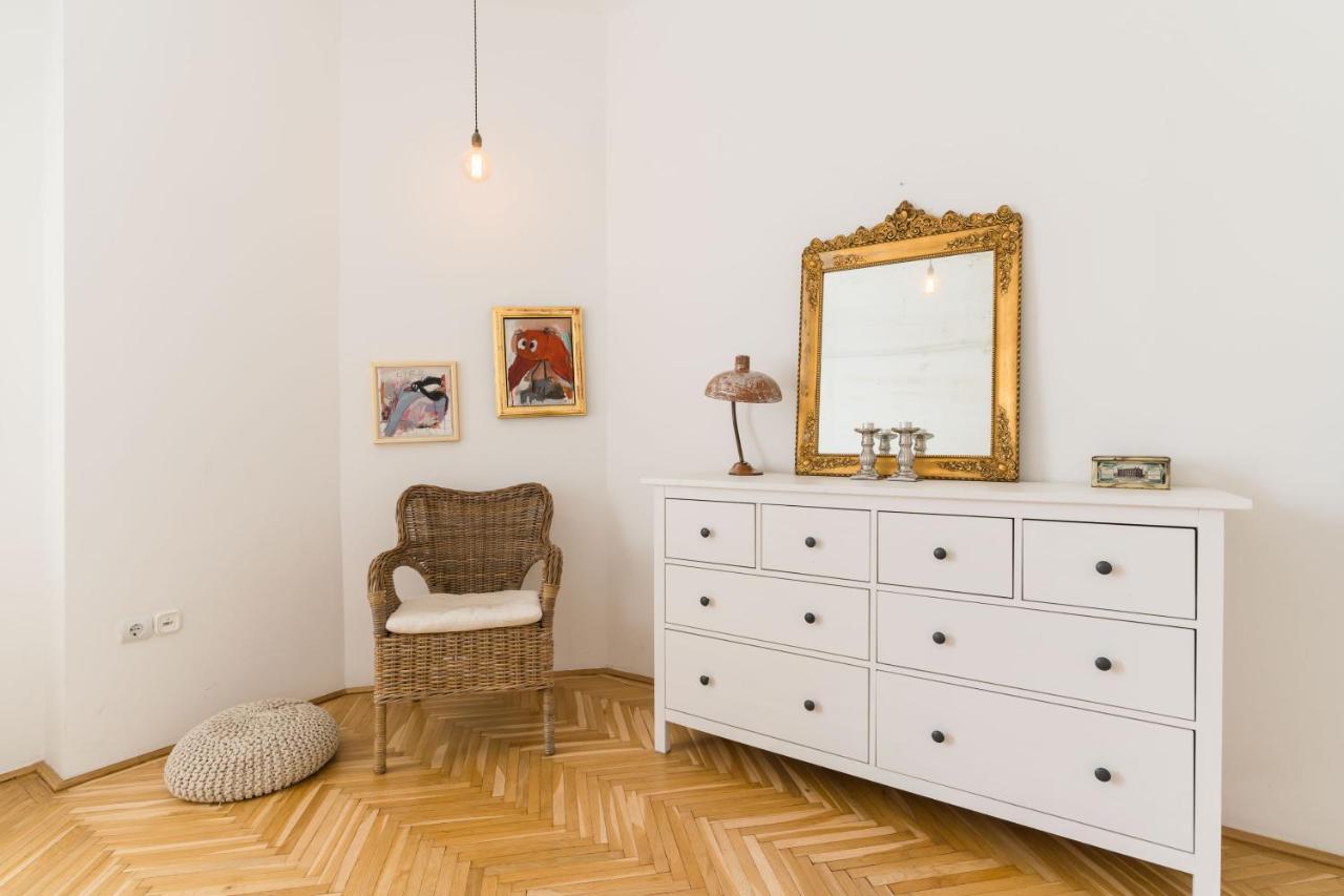 Klauzal Apartment W/3 Bedrooms, French Balcony Budapest Ngoại thất bức ảnh