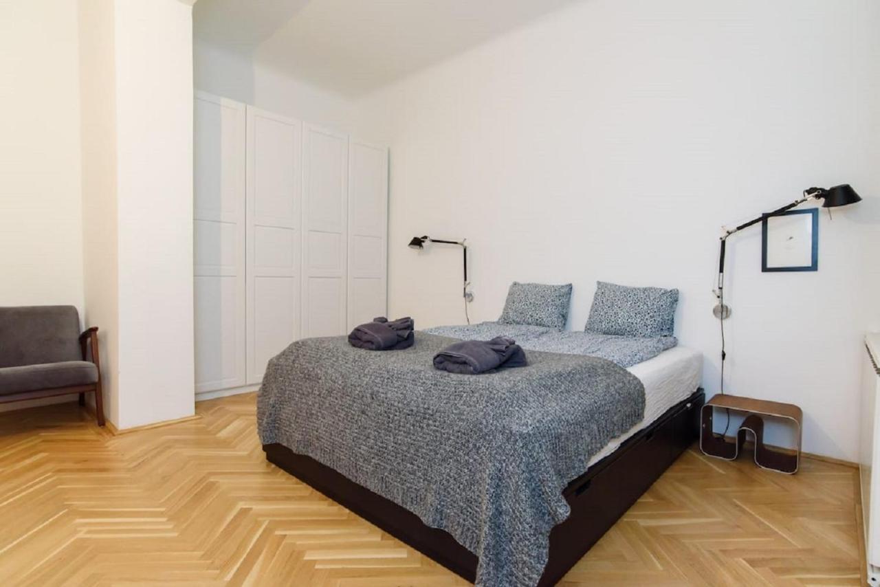 Klauzal Apartment W/3 Bedrooms, French Balcony Budapest Ngoại thất bức ảnh