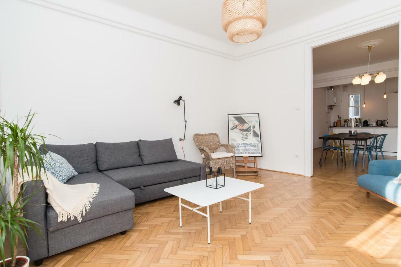 Klauzal Apartment W/3 Bedrooms, French Balcony Budapest Ngoại thất bức ảnh