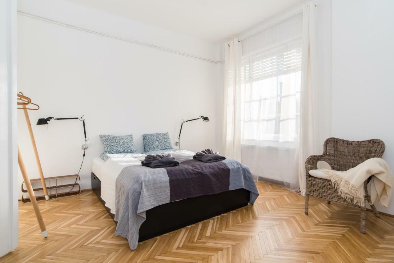 Klauzal Apartment W/3 Bedrooms, French Balcony Budapest Ngoại thất bức ảnh